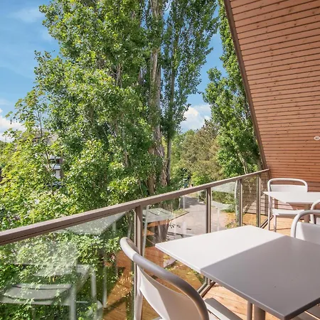 5 Bedroom Amazing In Tossens