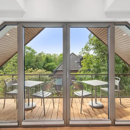 5 Bedroom Amazing In Tossens