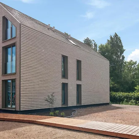5 Bedroom In Tossens Apartmán *