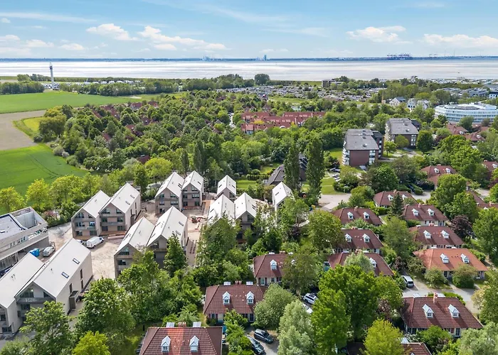 5 Bedroom Stunning In Tossens Apartman Stick